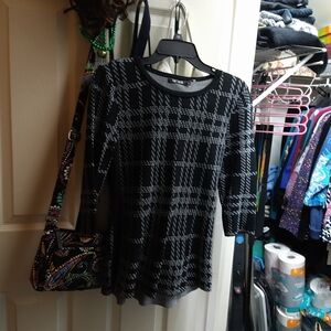 Nic + Zoe Plaid Knit Top Women's Petite Medium Stretch 3/4 Sleeve Black